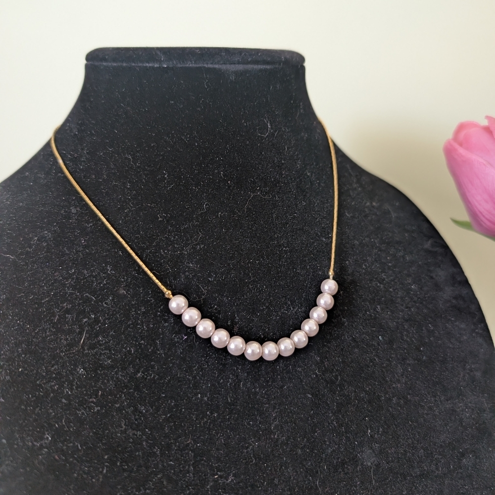 Vintage Goldtone and Faux Pearl Necklace